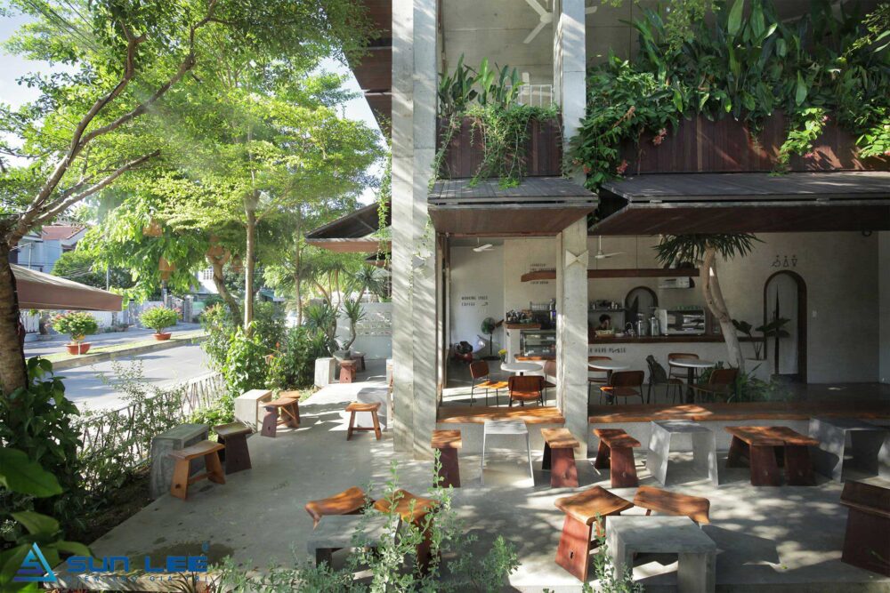 Thiết kế quán cafe sân vườn không chỉ là việc trang trí một không gian, mà là tạo ra một trải nghiệm độc đáo