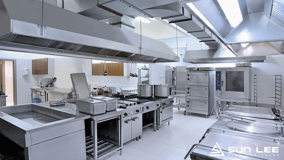 Đa dạng các thiết bị trong bếp